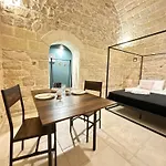 Amale 25 Medioevo Design 3* Corato