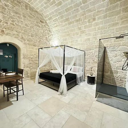 Amale 25 Medioevo Design Corato