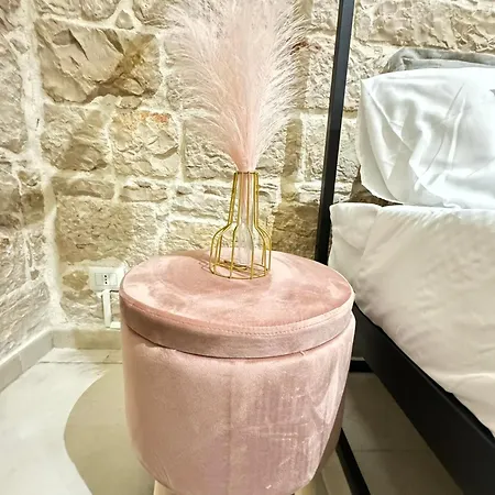 Bed & Breakfast Amale 25 Medioevo Design Corato