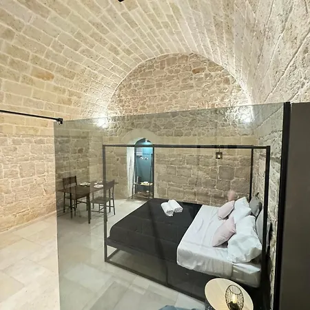 Bed & Breakfast Amale 25 Medioevo Design 3*