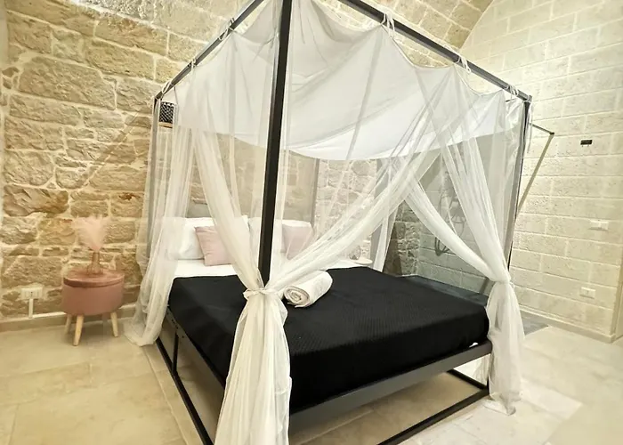 Amale 25 Medioevo Design 3*